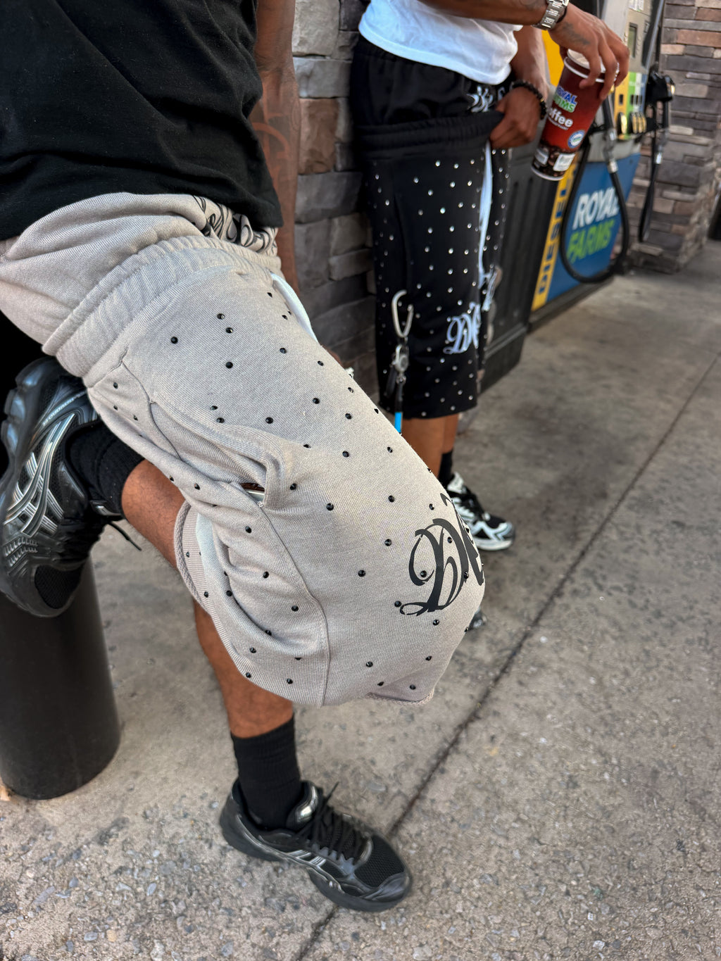 Signature shorts (Stone Grey)