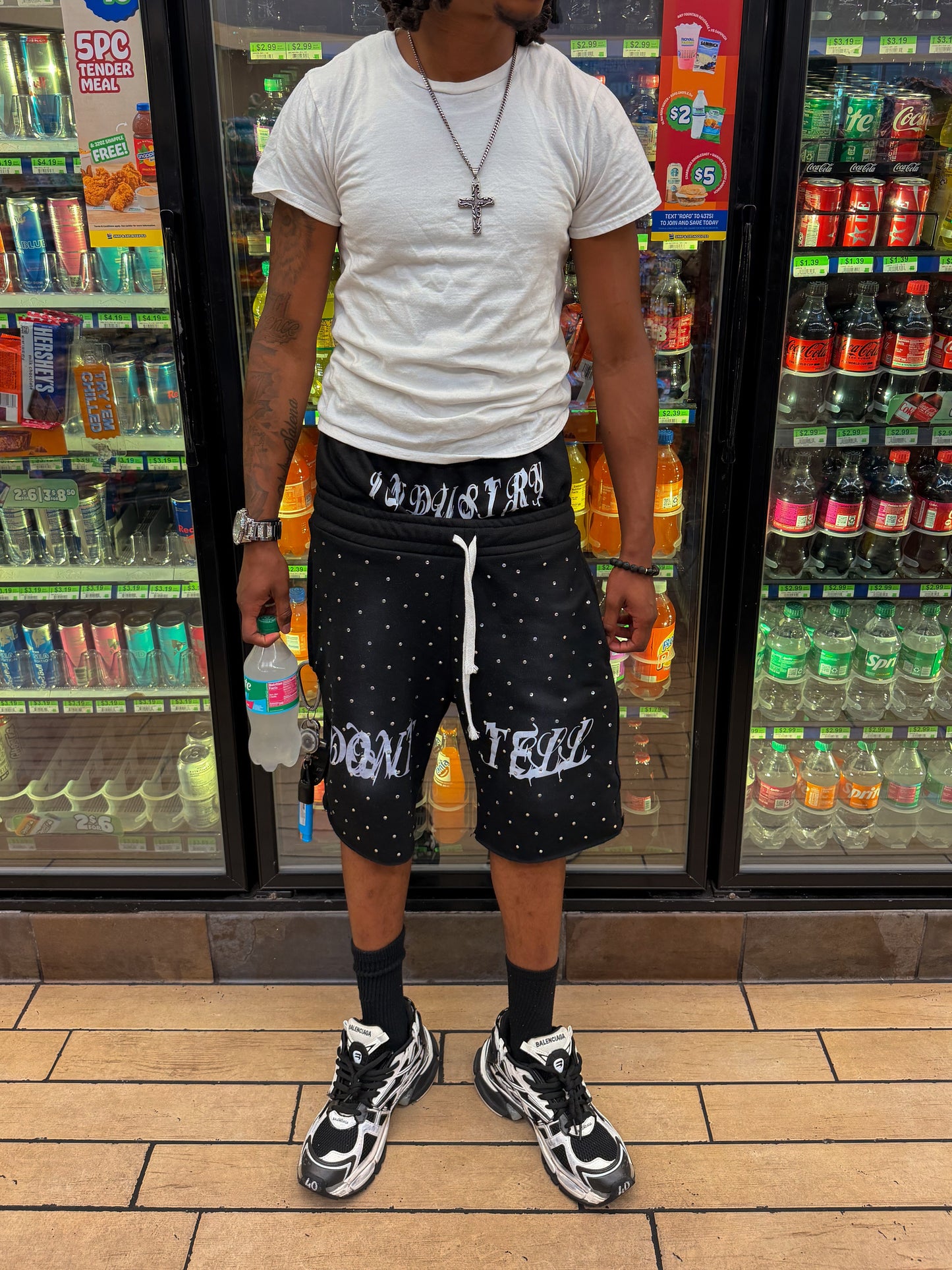 Signature shorts (Phantom Black)
